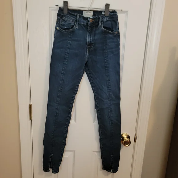Frame Le High Dark Wash Skinny Jeans Size 26 With Front Slits - Picture 2 of 5